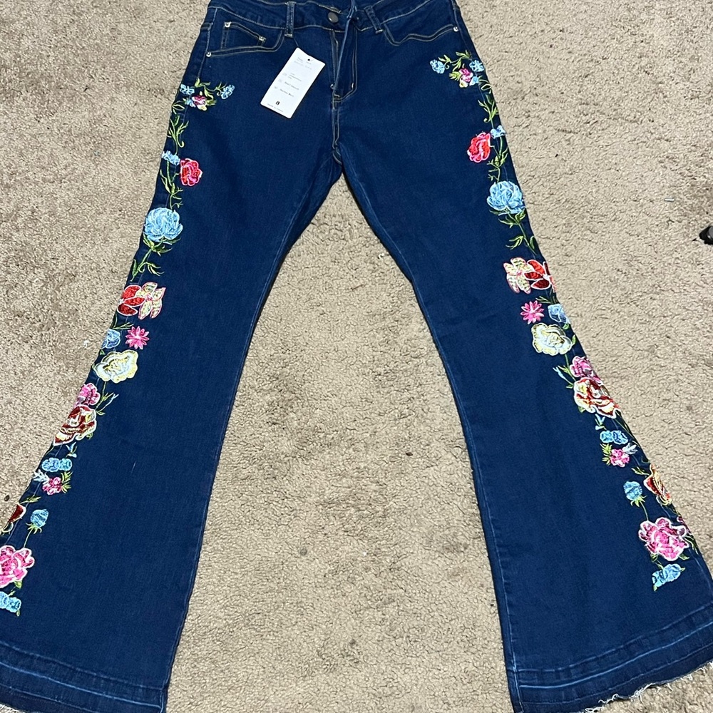 Floral NWT jeans